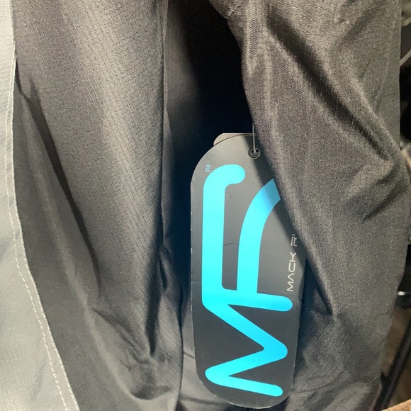 Men’s M Mack Russo Wind Breaker - Picture 3 of 5